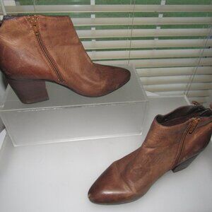 Steve Madden Jaydun Cognac Leather Ankle Booties Side Zip Block Heel Size 10